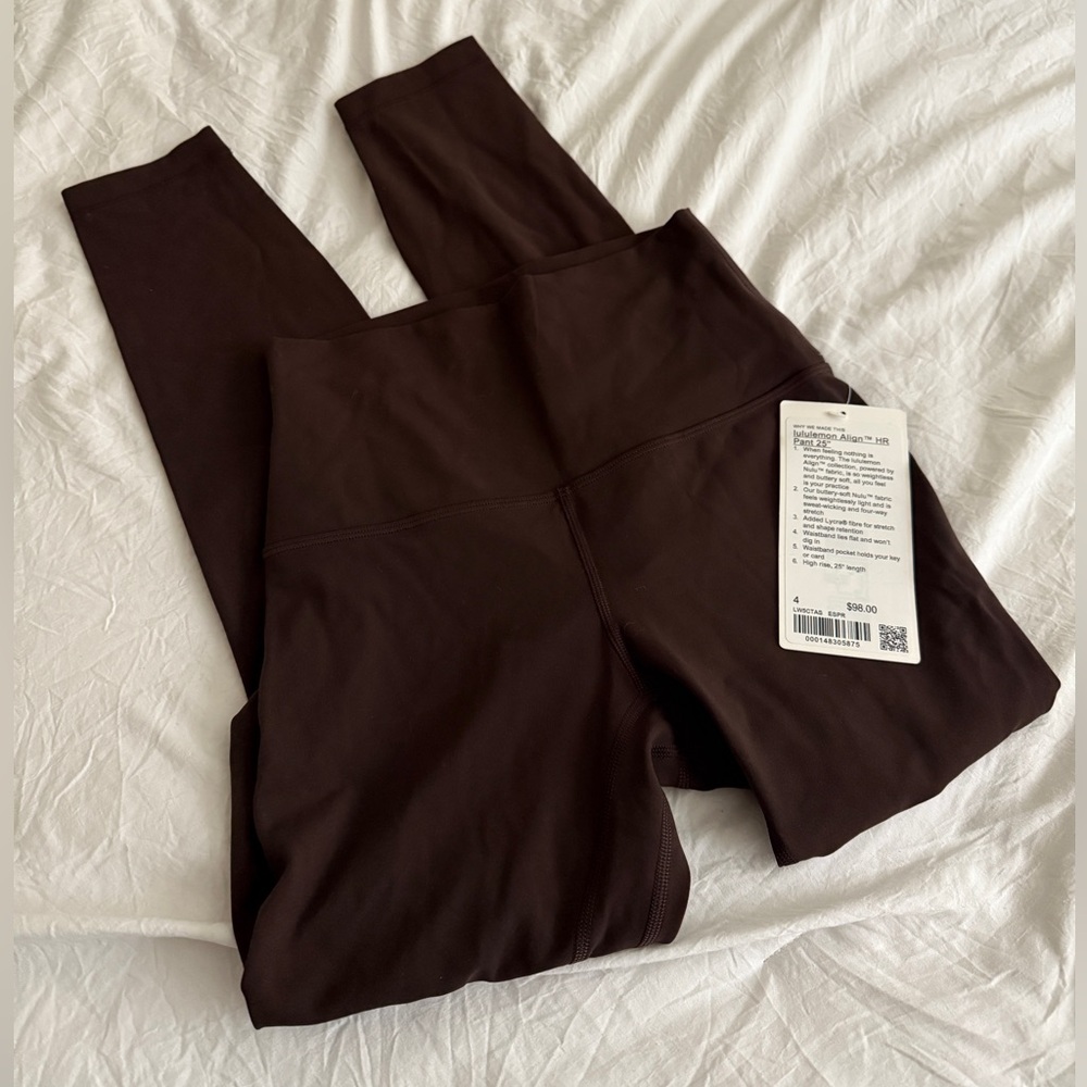 NWT espresso align pant 25” size 4